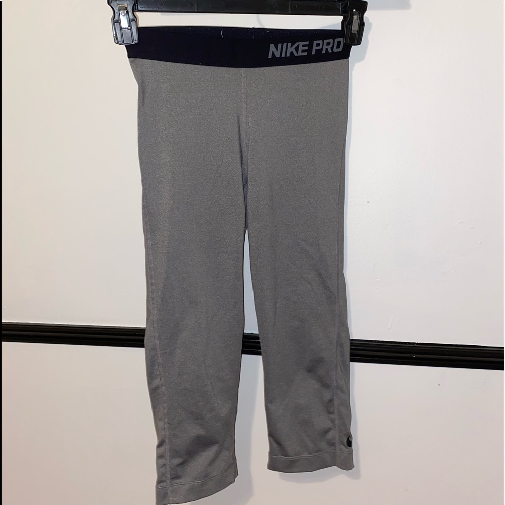 Nike Dri-Fit Cropped Leggings